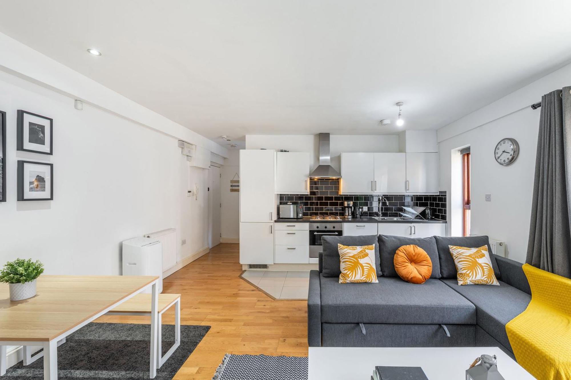 London Waterloo Apartment With Large Private Terrace - View Of The London Eye - 1 Bedroom 1 Bath Exterior photo