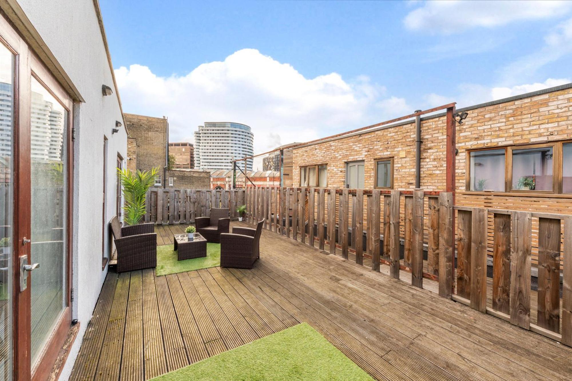 London Waterloo Apartment With Large Private Terrace - View Of The London Eye - 1 Bedroom 1 Bath Exterior photo