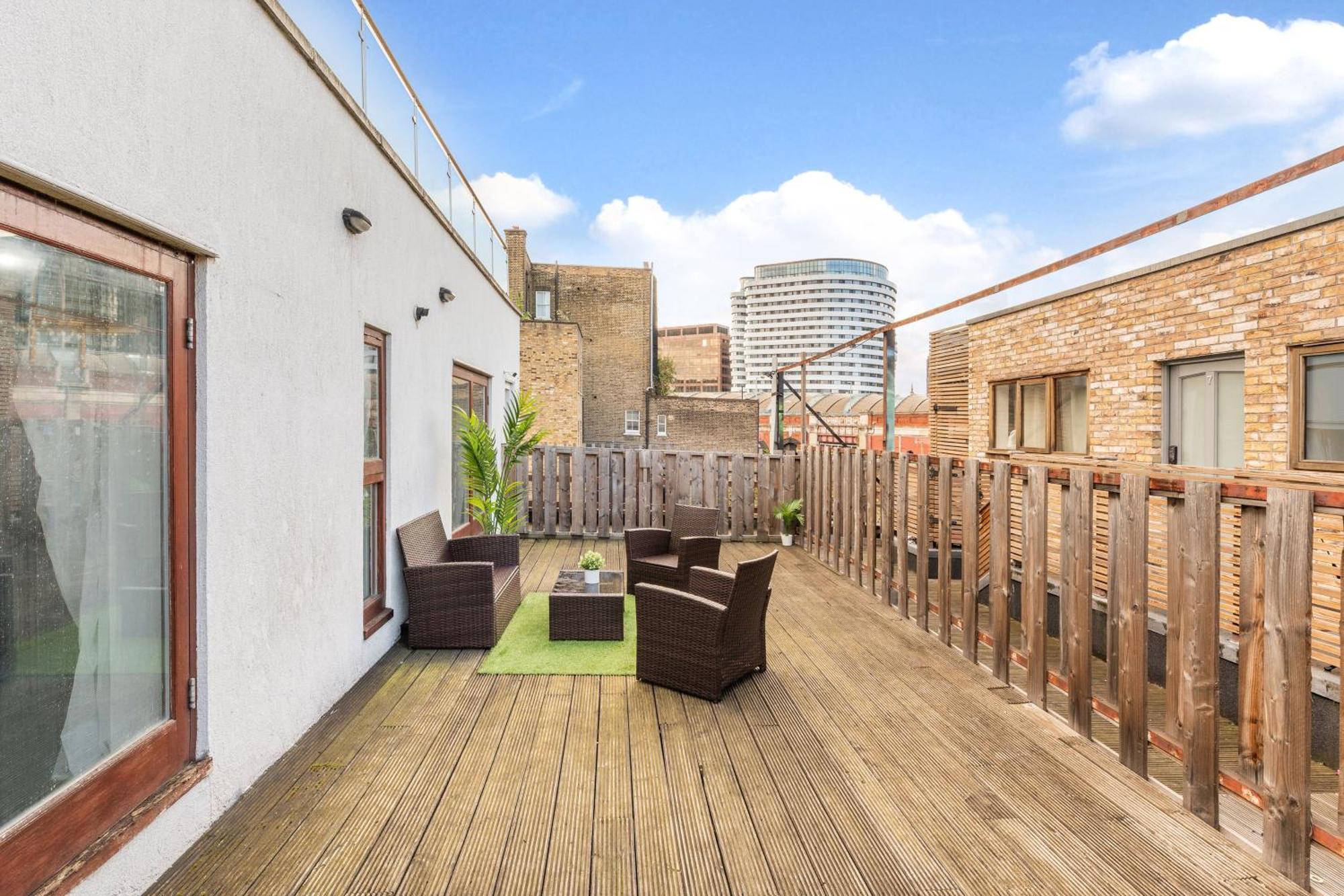 London Waterloo Apartment With Large Private Terrace - View Of The London Eye - 1 Bedroom 1 Bath Exterior photo